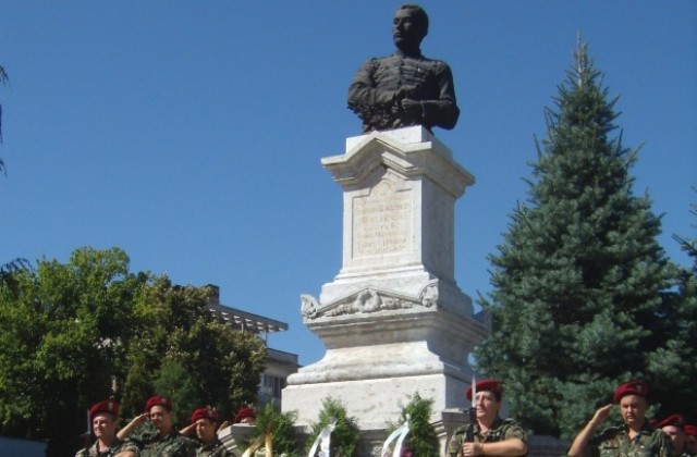 Горнооряховското бойно знаме се развява в Пловдив по време на обединителното дело