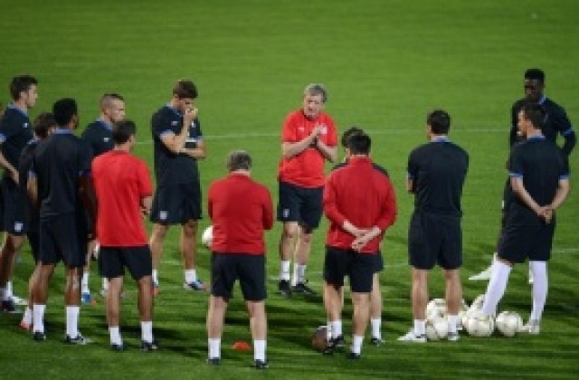 Ходжсън преди мача с Молдова: Добре сме с нервите