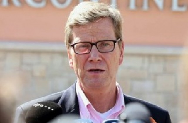 Външните министри на ЕС призовават да се засили натискът върху Иран