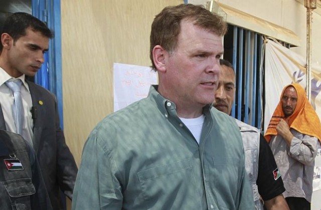 Канада затваря посолството си в Техеран