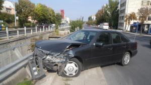 Младеж катастрофира в Шумен за малко не се озова в