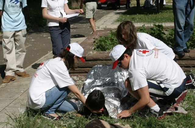 Само 19% от българите са обучени да дават първа помощ