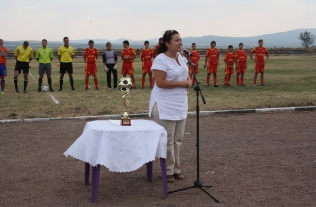 Отборът по футбол на Шивачево спечели купата на ГЕРБ