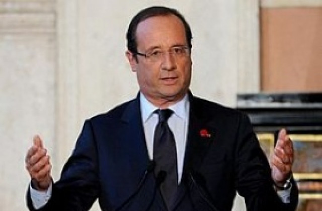 Оланд обеща план за икономическо възстановяване на Франция за две години