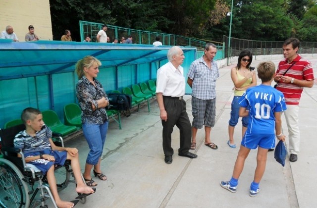 2 000 лв.са  събрани на благотворителния мач за Алекс и Александър