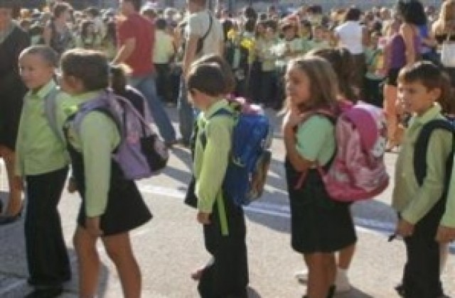 Свободни места за учители обявиха в Търговищко