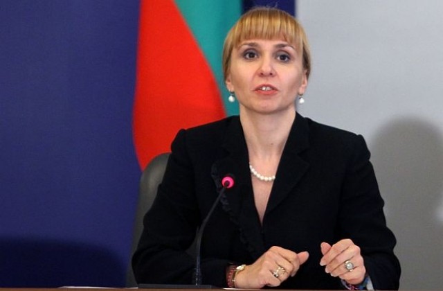 Министър Ковачева очаква новите членове на ВСС да имат добра визия за реформа