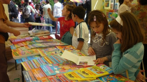 Църквата е готова на литийно шествие за да се изучава