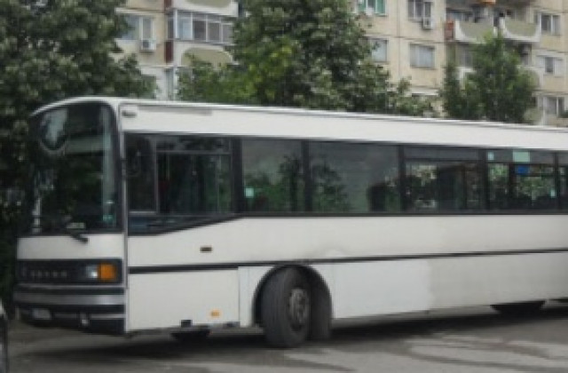 Купуват три нови автобуса за линиите в Добрич