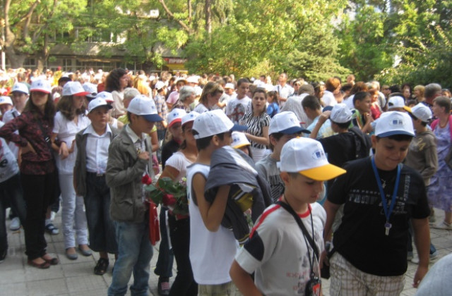 Запазва се броят на първокласниците в Старозагорско