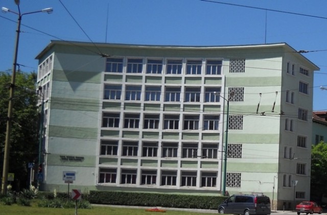 1545 ученици обхванати в целодневно обучение в Габрово