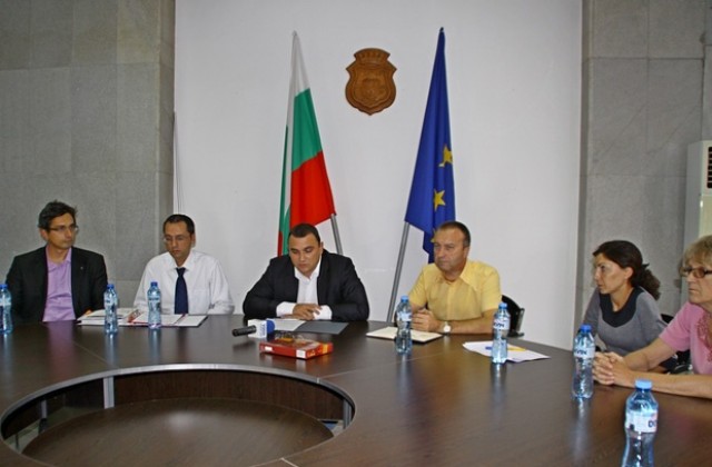 280 социално слаби ще бъдат настанени в общински жилища