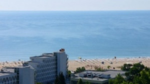 Близо 800 енергетици пристигат в Албена