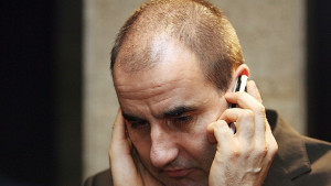 Кола се преобърна на пътя ВарнаБургас Цветанов спря да помогне