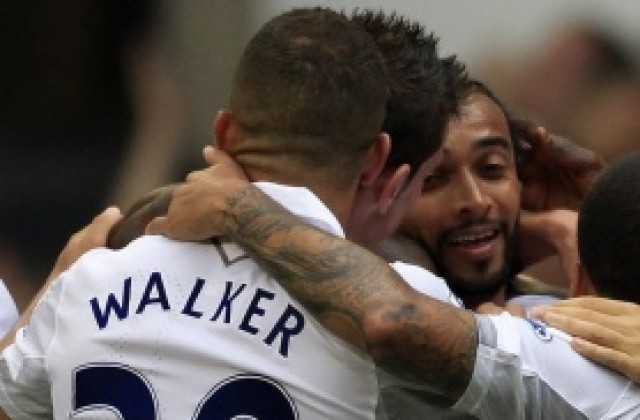 Тотнъм губи камерунски национал за месец заради промивка на коляното