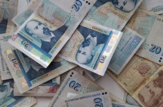 Разходите на работодателите за труд са скочили с близо 5% през пролетта