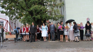 Депутатът от ГЕРБ Десислава Танева откри учебната година в ПМГ