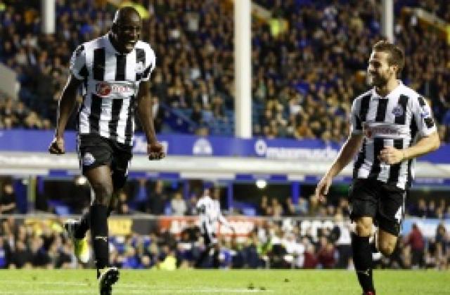 ВИДЕО: Съдия и Нюкасъл спряха Евертън за тройката