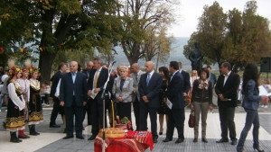 В Севлиево откриха единствените Казарми станали парк