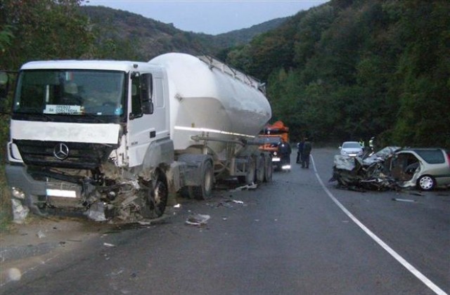 Тежък инцидент в Боаза, двама с опасност за живота