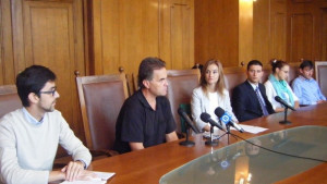 Мартеницата излиза зад граница