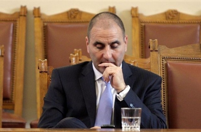 Искат 8 години назад справка за забавените дела на съдия Тодорова