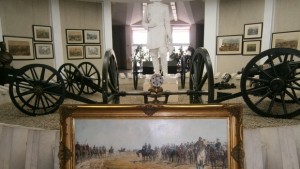 Румен Петков дари Вешин на Военноисторически музеи