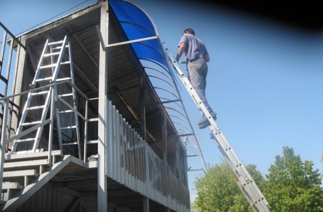 Възстановиха вишката на врачанските автомоделисти