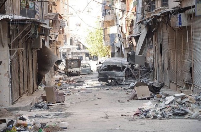 Най-малко 54 души бяха убити при въздушен удар в сирийската провинция Ракка