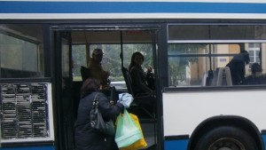 Съкращават кондуктори в Общински пътнически транспорт