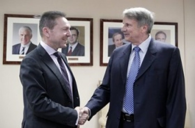 Кредиторите с нови претенции към Гърция според местната преса