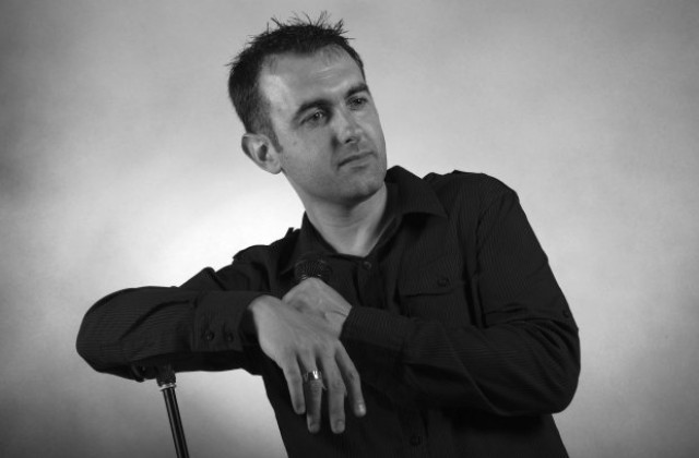 С най-новата си песен STELLko поздрави Дарик Варна