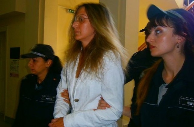 Марина Персенгиева отрече да е продавала оригинални произведения на изкуството