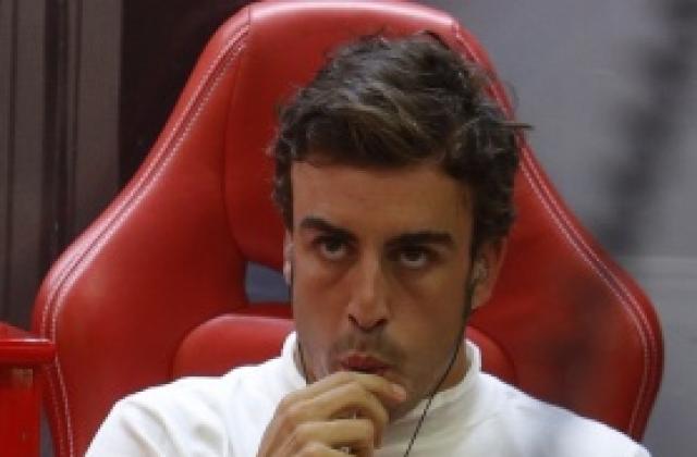 Алонсо притиснат, ще преследва подиум на всяка цена