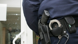 Криминално проявен варненец намушка двама