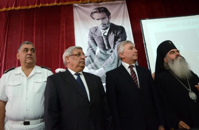 Въвеждат възраст за пенсиониране на военните?