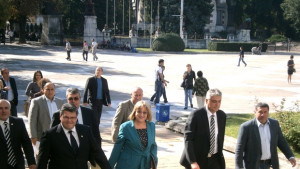Ц Цачева Връзката с гражданите ще ни даде правилната посока