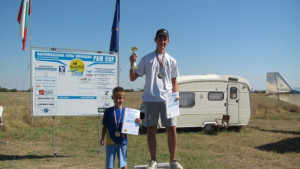 Русенски ученик с медал от републиканското за радиоуправляеми хеликоптери