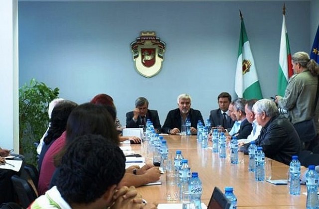 Кметове от Разградско: Дянков да раздели България на Север и Юг за парите за зимата