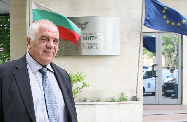 Ваньо Танов се похвали с преизпълнение на плана на митниците