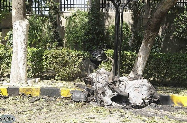 Двоен атентат и стрелба в Дамаск, иранска журналистка е сред убитите