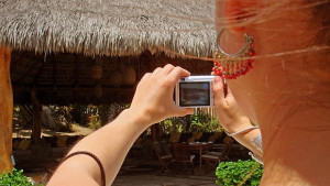 Пускат по магазините революционния фотоапарат Литро