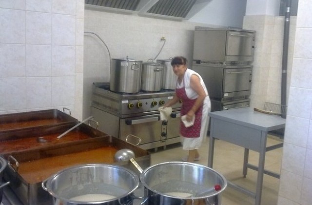 Обществена трапезария откриват в Г. Оряховица