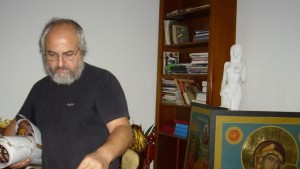 Майсторите на Пламен Минчев изработват два нови иконостаса