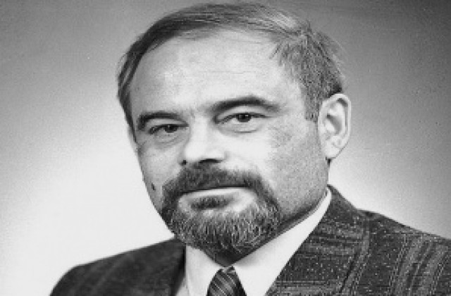 Десните се обединяват в памет на Илко Ескенази