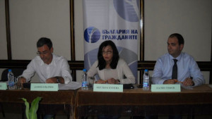 Меглена Кунева В България има политически картел