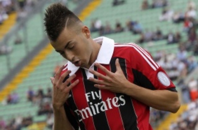 Сър Алекс следи млад нападател на Милан