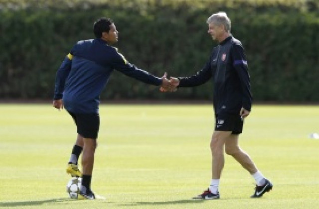 Защитник на Арсенал се размина със затвора