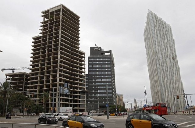 Испанското правителство прие строг бюджет за 2013 г.