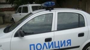 Трошат стъкла на автомобили в Ямбол